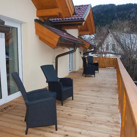 בית נופש In With Sauna