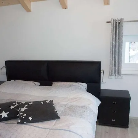 בית נופש In With Sauna ארנולדשטיין